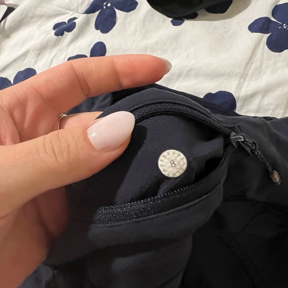 lululemon shorts - Picture 3 of 3